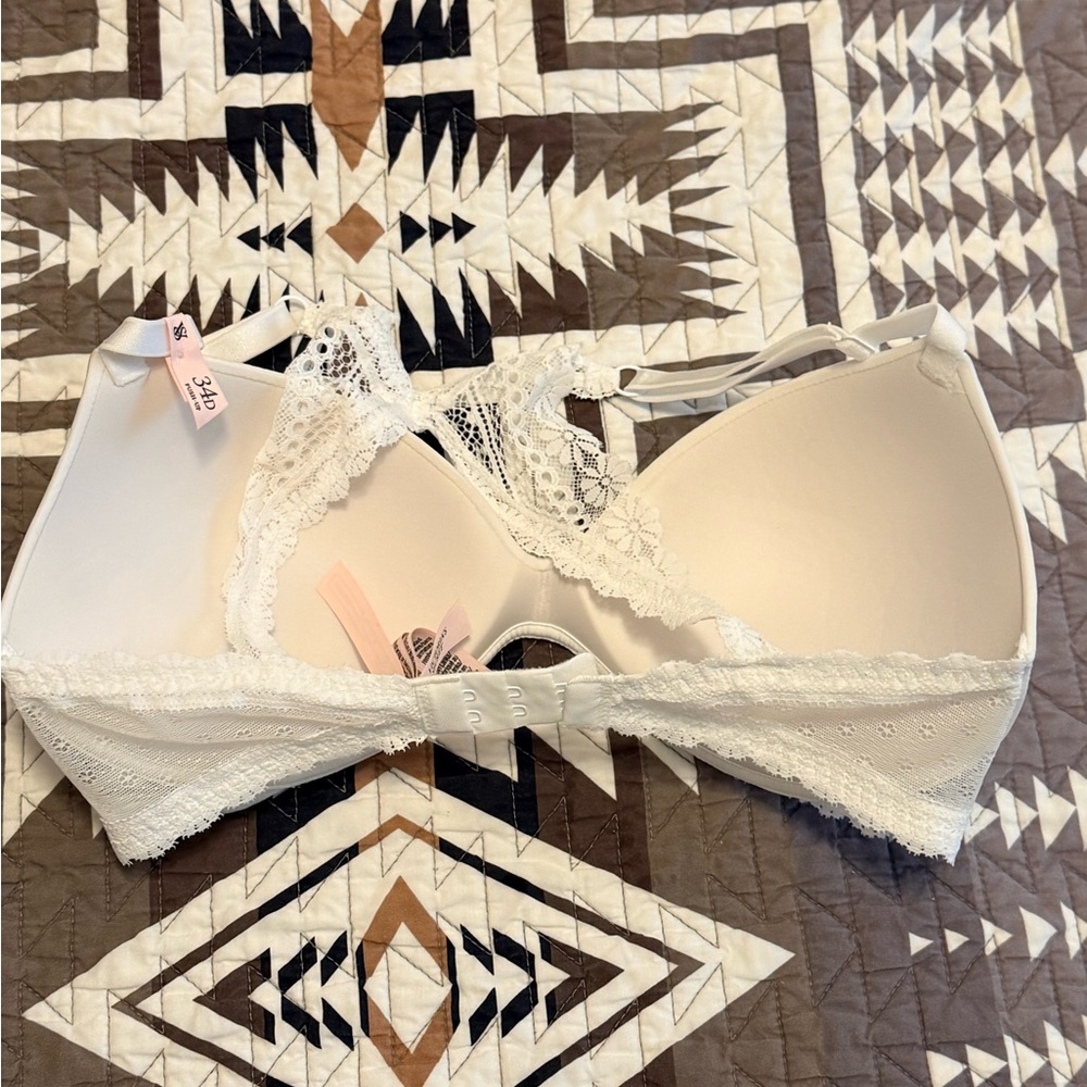 NWT - Victoria's Secret Sexy Tee Daisy Lace Wireless Push-Up Bra - Picture 4 of 4